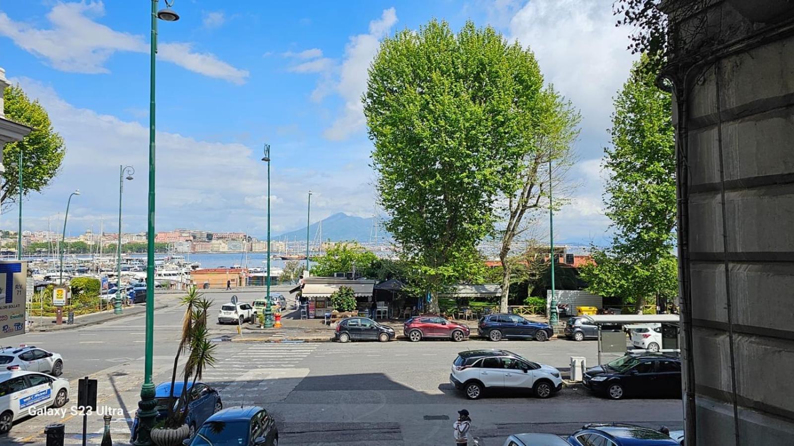 Napoli Lungomare Caracciolo Mon Amour Exterior foto